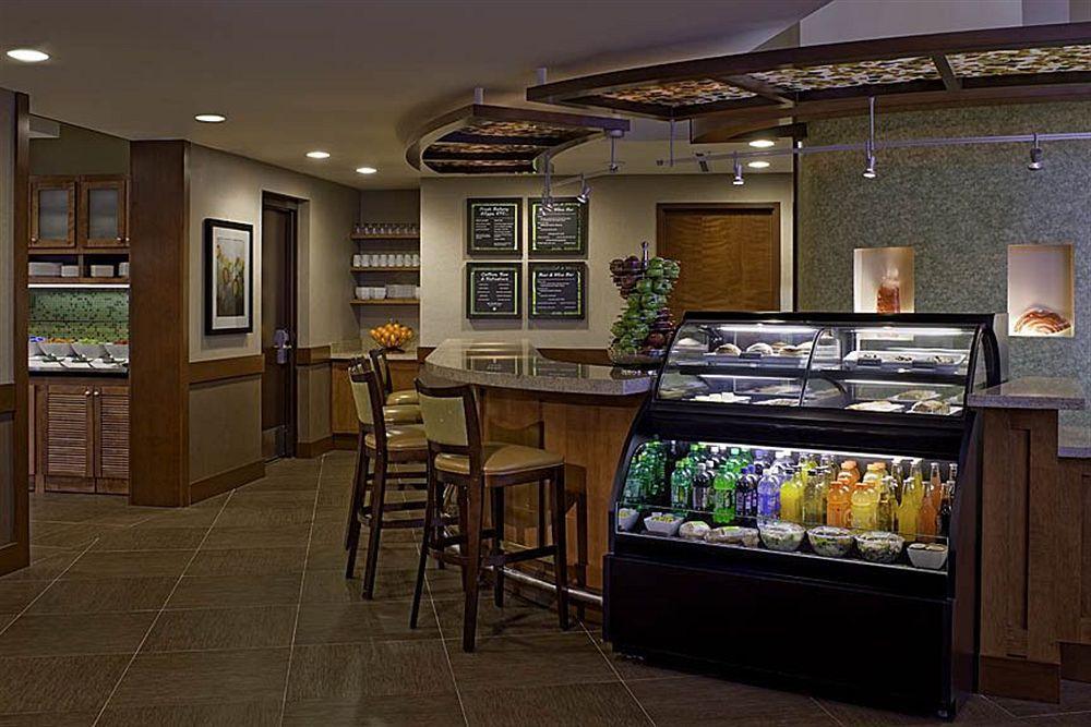 Hyatt Place Denver-South/Park Meadows Lone Tree Restaurant photo